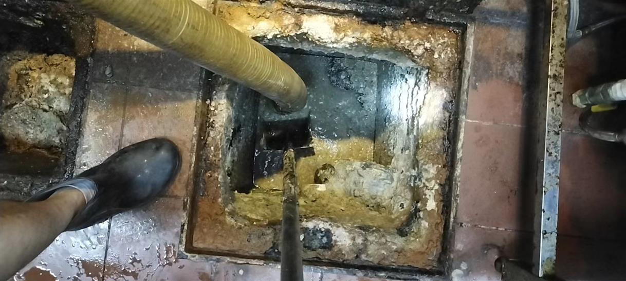 西藏化油池清理-污水池清掏